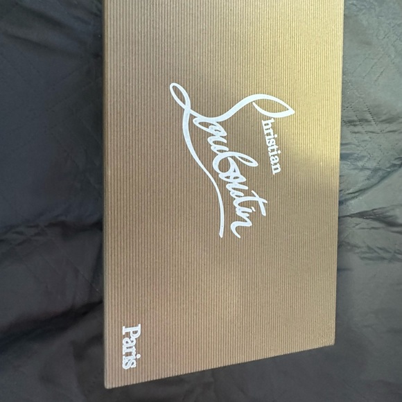 COPY - red bottoms junior spikes men - Picture 6 of 6